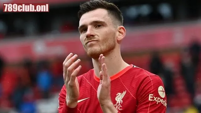 Hậu vệ Andy ROBERTSON